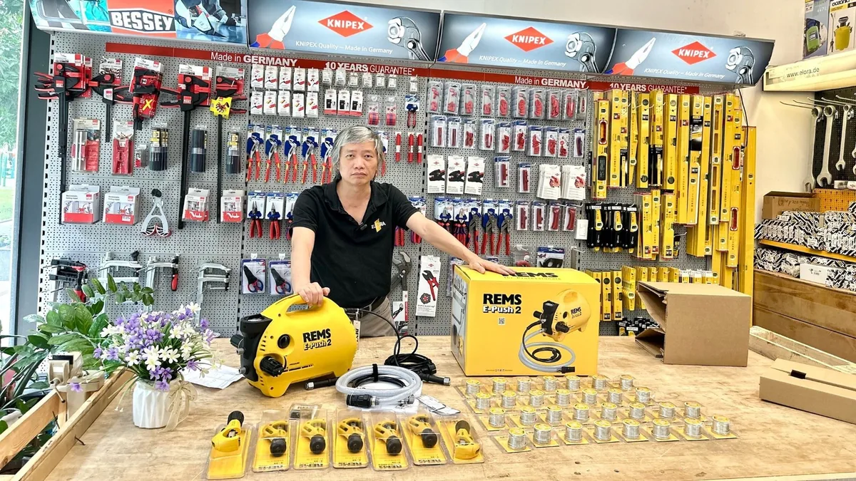 Bơm kiểm tra áp lực
