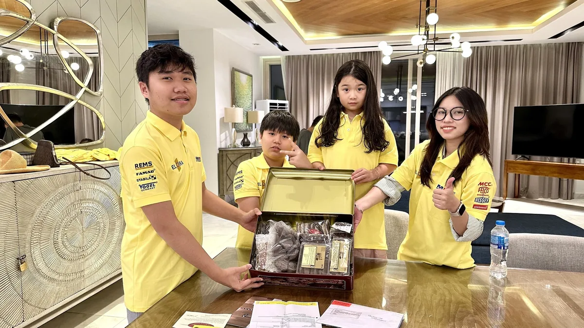 Quà tặng đến từ FAMAG