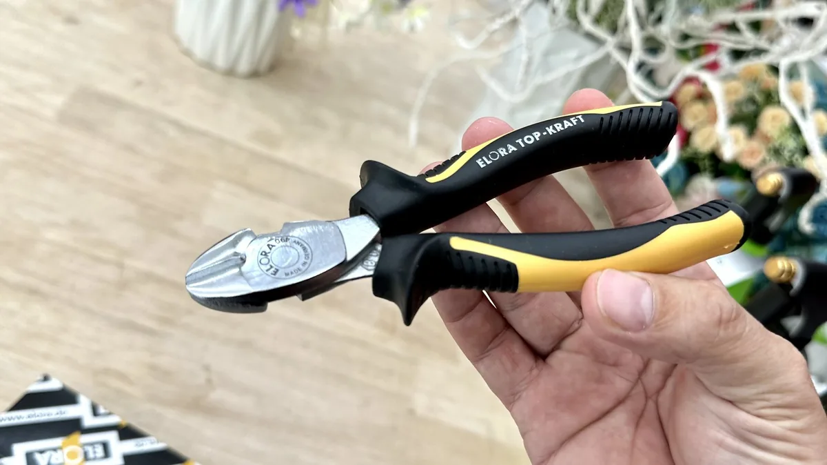 Kìm cắt cạnh ELORA cán chuẩn QUATROLIT 2C