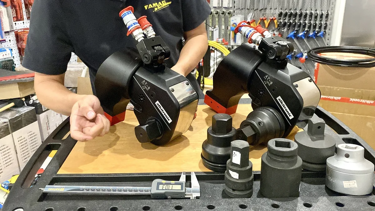 Xiết bulong đai ốc bằng thủy lực Alkitronic