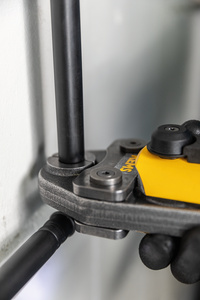 Akku-Press 22V ACC Set M 15+18+22 +batt. 2,5 Ah L-Box REMS 576069 R220 thumbnail 8