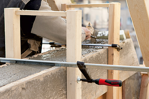 TGK-2K Heavy duty screw clamp with 2K plastic handle 3