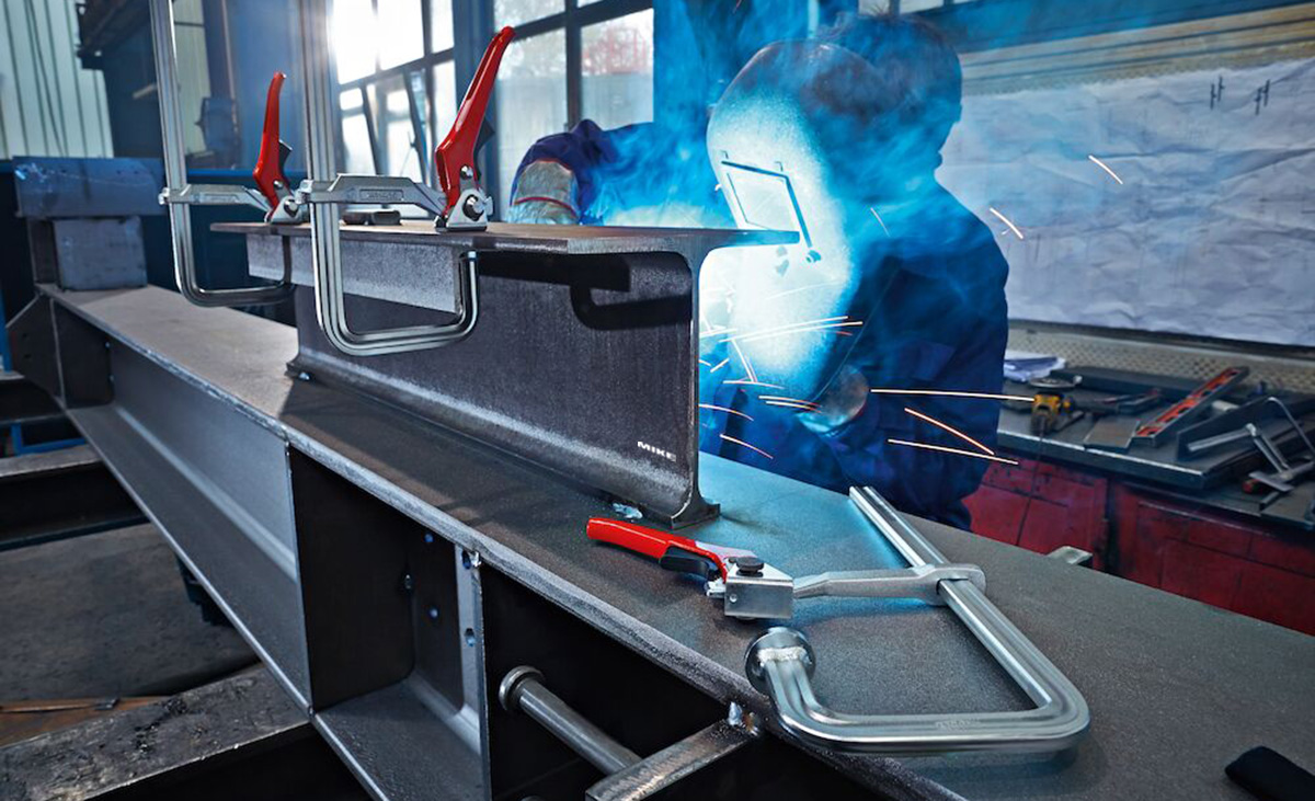 Cảo chữ U kẹp nhanh BESSEY GU25-12-6H, lực kẹp 3800N