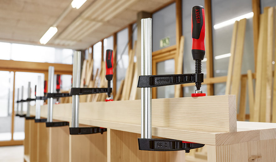 TG-2K Series Kẹp vít 100-1000mm, lực kẹp 6000 Nm. 