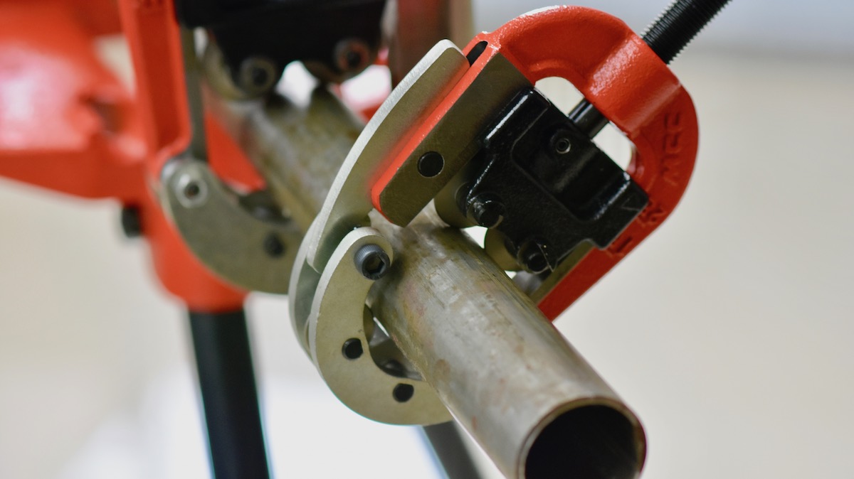 dao cắt ống thép 4 lưỡi cắt đồng thời