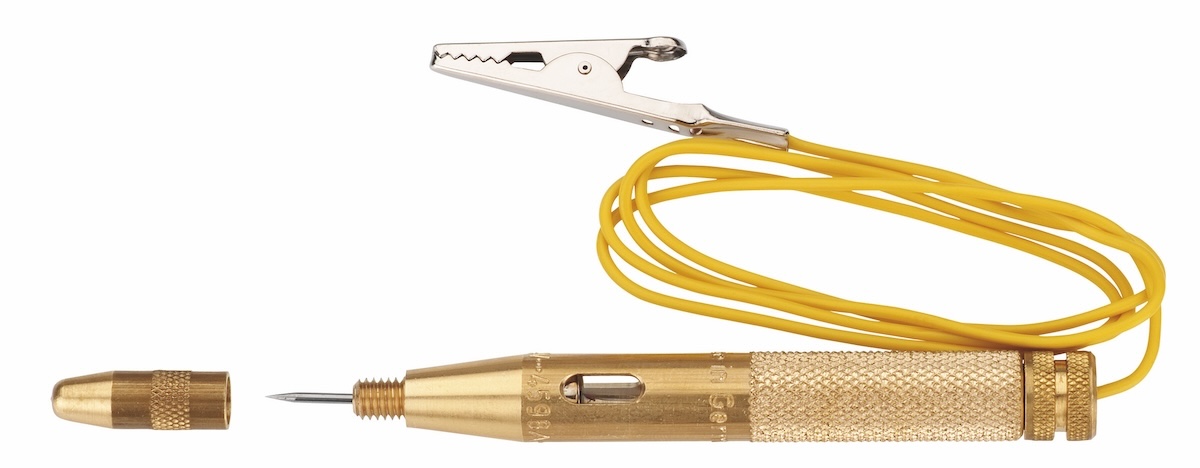 Dụng cụ kiểm tra đèn ELORA 586, kiểm tra hệ thống ánh sáng ô tô tự động. Sản phẩm này được thiết kế để kiểm tra điện áp trong khoảng từ 6V đến 24V trên các xe hơi và phương tiện tự động khác.<br loading=