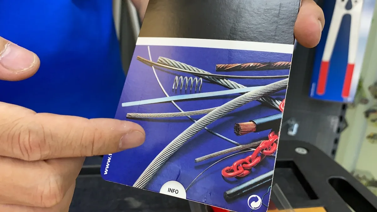 FELCO C7 cắt rất nhiều loại vật liệu khác nhau