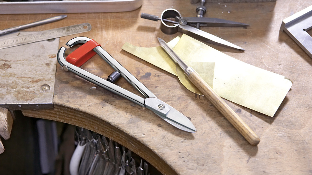 D76-1 Kéo cắt tỉa nữ trang mũi thẳng, mạ niken - BESSEY Germany.