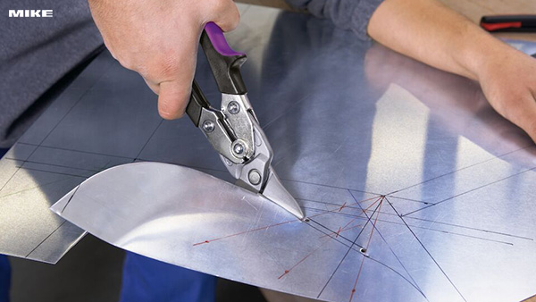 Kéo cắt tôn BESSEY D27AH lưỡi bằng thép gió HSS Kéo cắt tôn BESSEY D27AH lưỡi bằng thép gió HSS