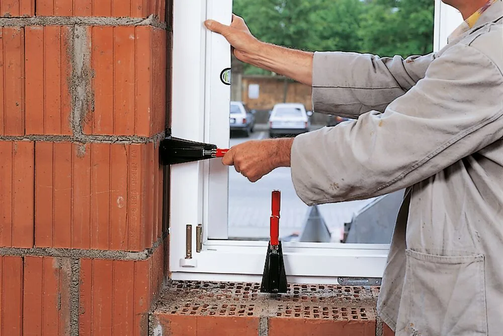 Kẹp lắp đặt cửa sổ Bessey FRK, độ dày khung 40 - 85mm, hành trình điều chỉnh 30mm thumbnail 6