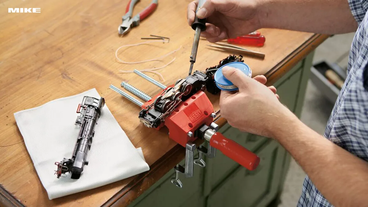 Eto kẹp bàn BESSEY S10 phôi song song hoặc lệch 25°