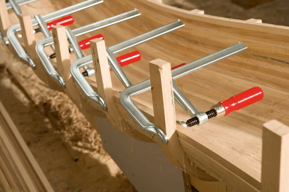 F-образная струбцина цельностальная BESSEY GZ30-10, с деревянной рукояткой, раскрытие 300 мм, усилие зажима 6.000 Н thumbnail 7