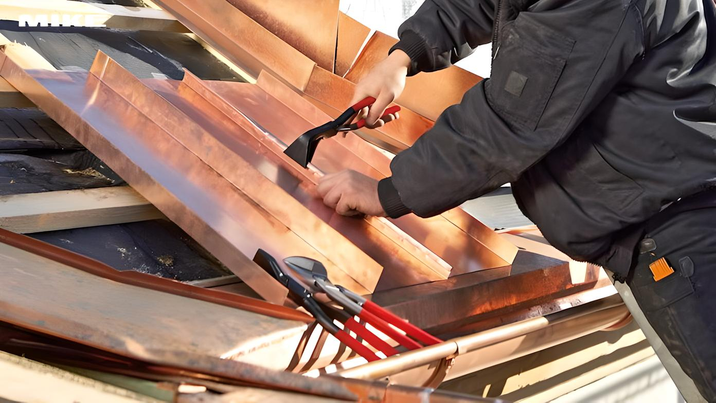 Kìm uốn và gập mép BESSEY D33-P gồm 3 phiên bản