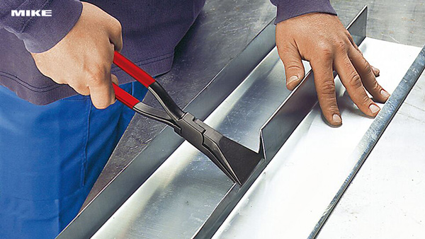 Kìm uốn và gập mép BESSEY D33-P gồm 3 phiên bản