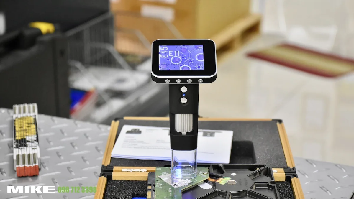 Ánh sáng hologram cho bo mạch trơn chưa sơn phủ