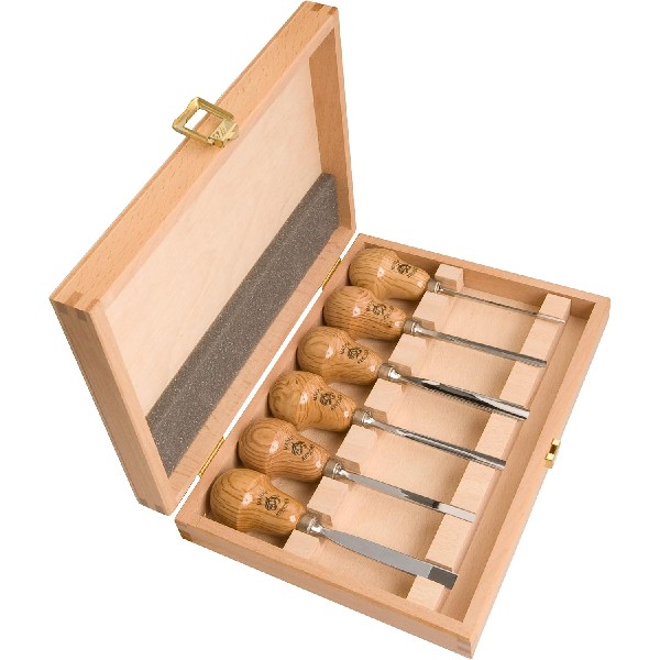 Kerbschnitzbeitelsatz im Holzkastenmit Rotbuchenheft