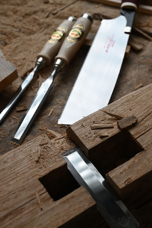 Stechbeitelsatz + Japansäge im Kartonmit Weißbuchenheft thumbnail 3