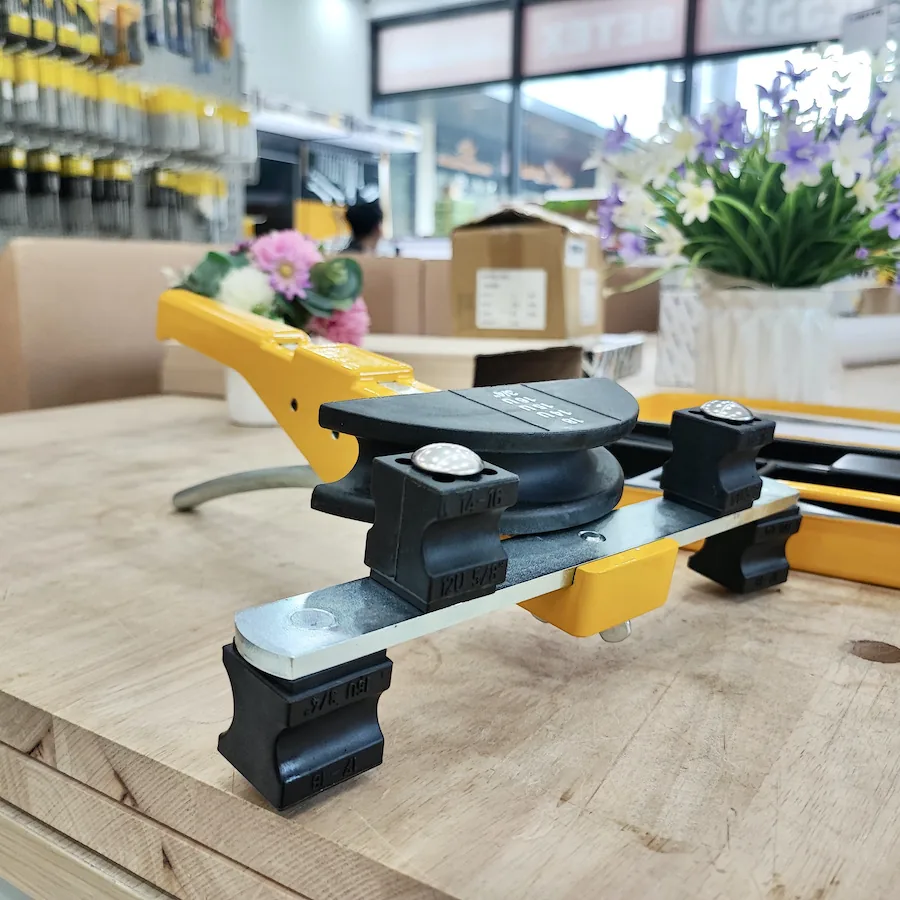 153025 Dụng cụ uốn ống cầm tay REMS Swing 163040