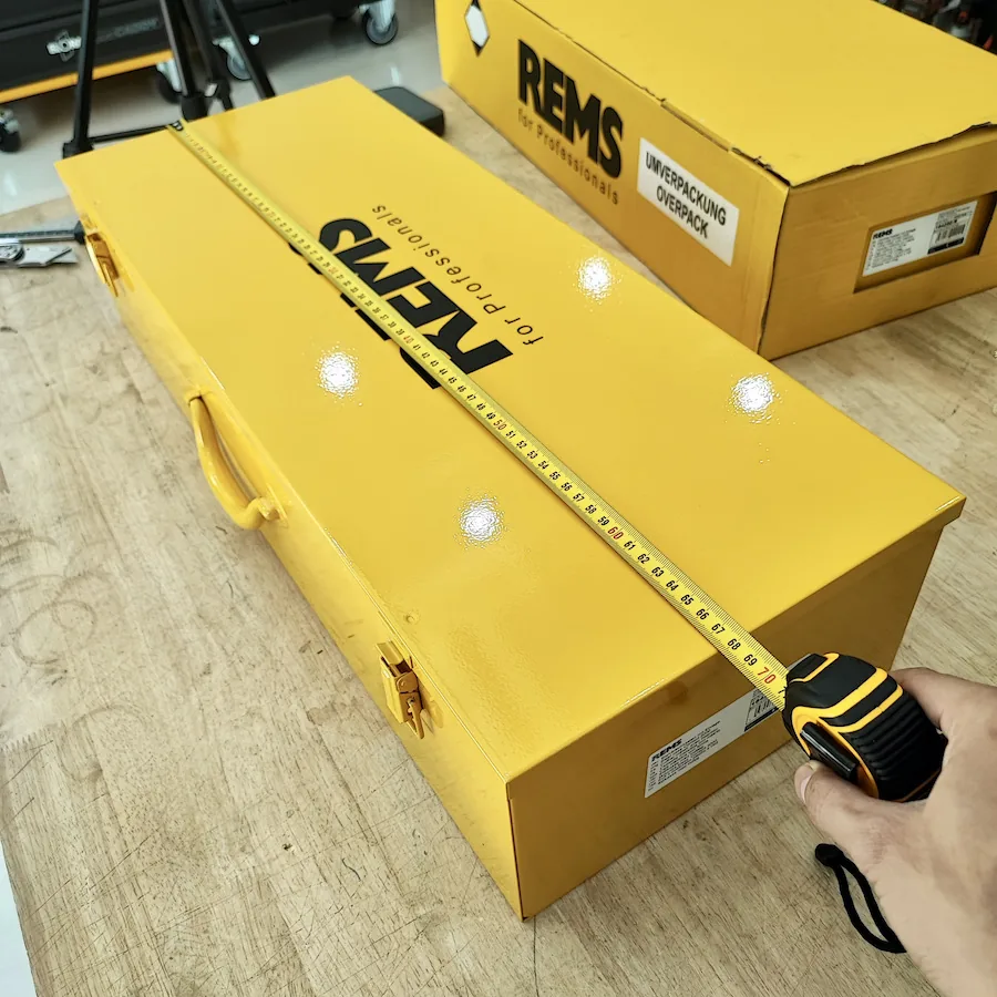 164250 Vali chuyên dụng bằng thép, rỗng ruột, sơn tĩnh điện 092722