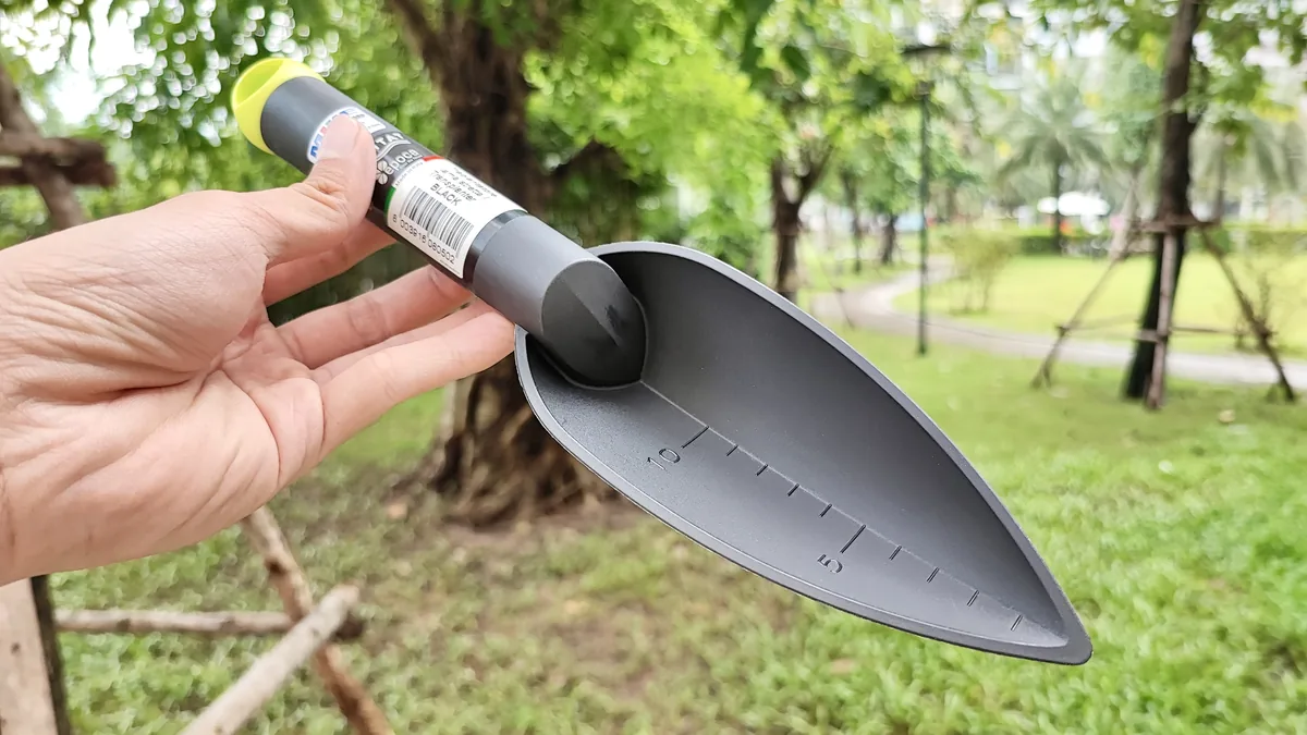 8827.G41 Narrow-blade transplanter, pointed tip, fiberglass, black 090352