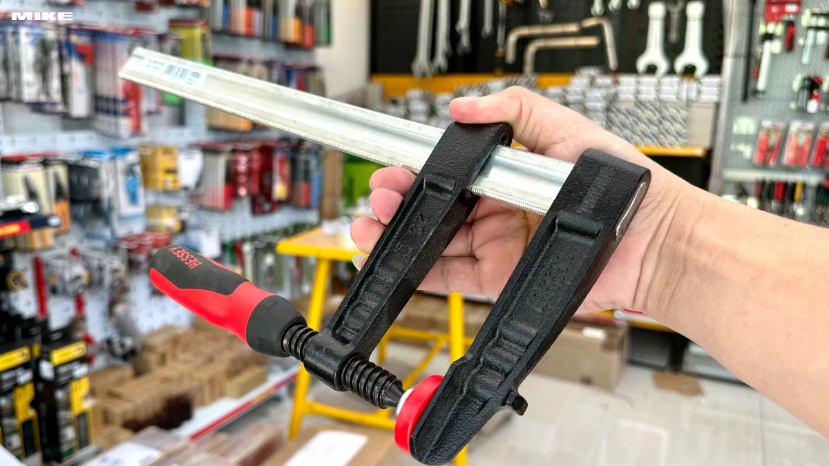 Bessey TG 2K (1)
