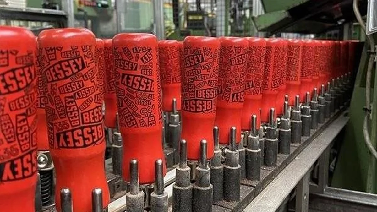 Bo 2 cao kep chu F 250mm Limited Edition BESSEY TGA25SET 135 05