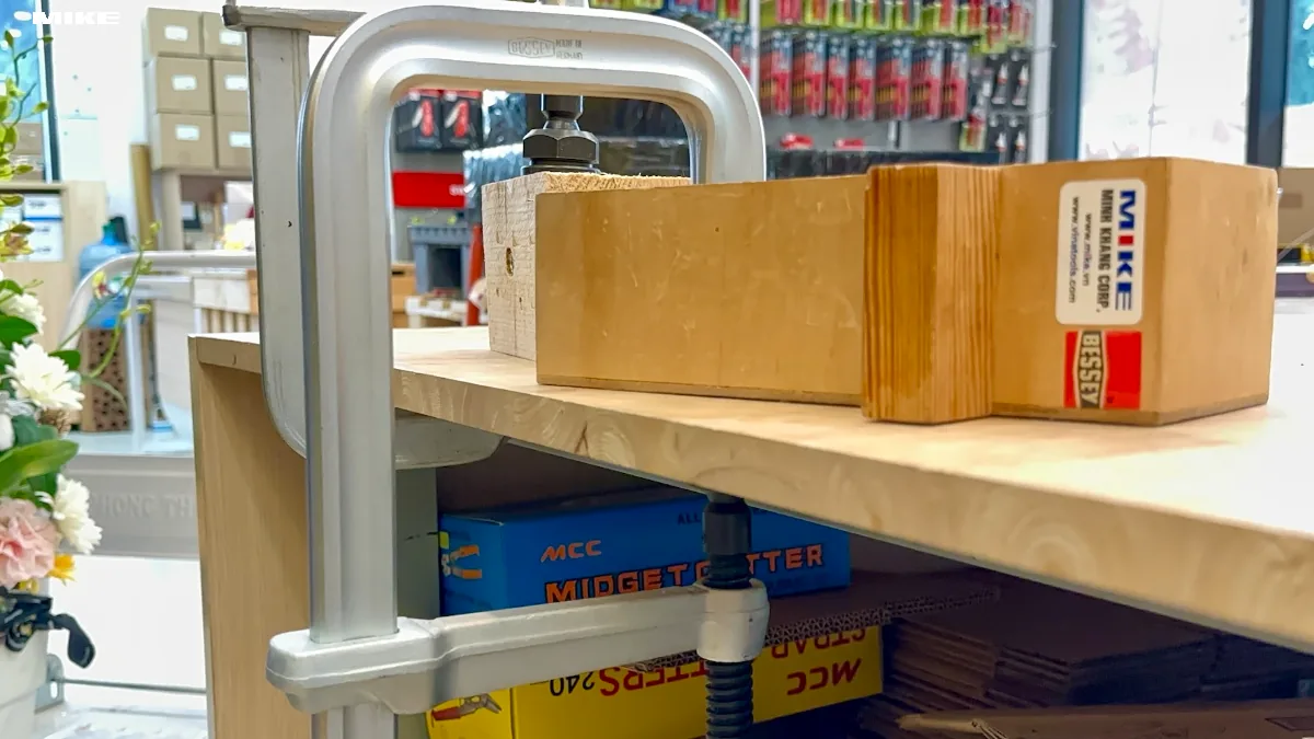 Cao chu U BESSEY SGU30 14 10 (4)