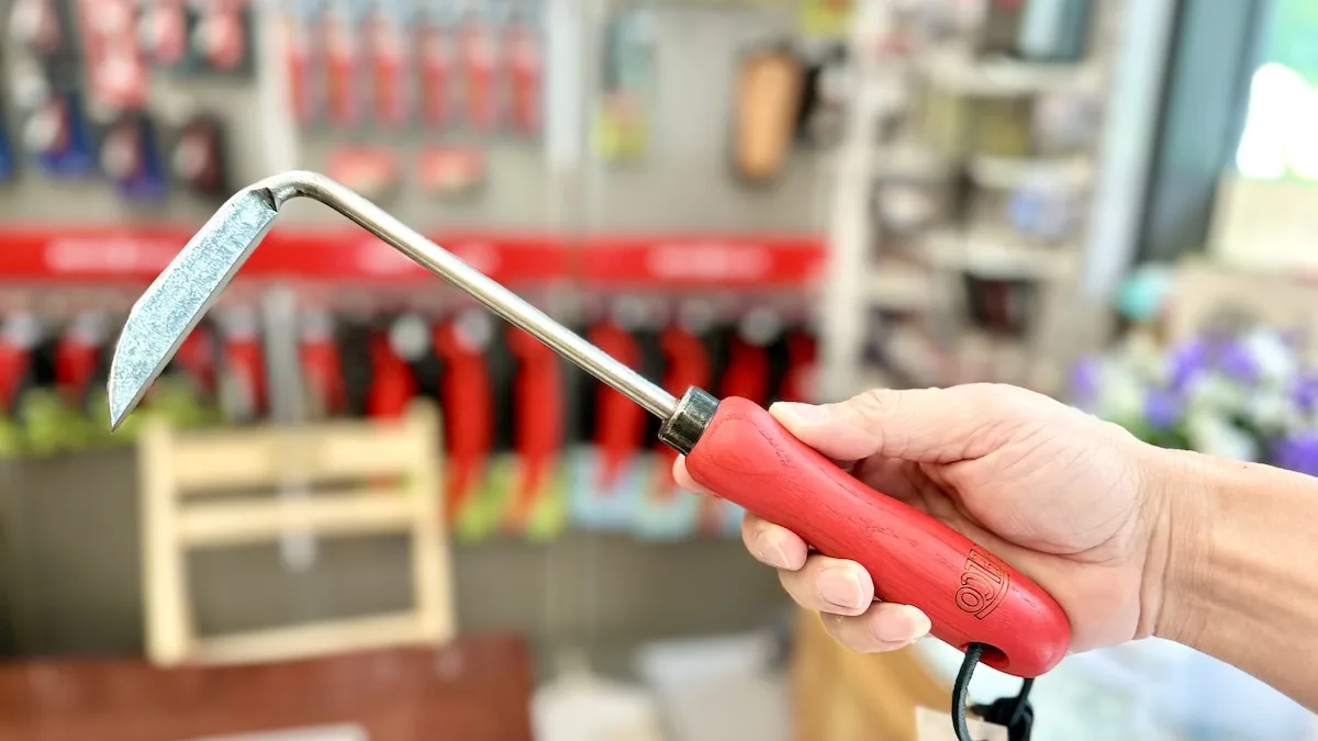 Cuoc xoi dat trong cay FELCO 421 0745