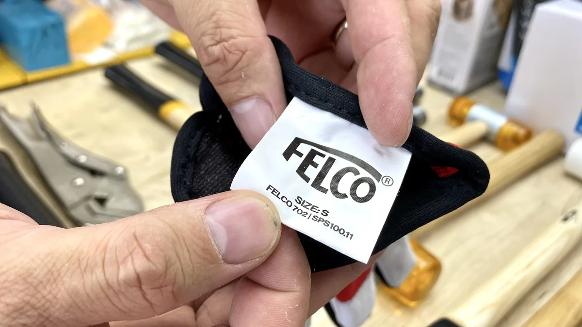 Gang tay lam vuon FELCO 702 0228