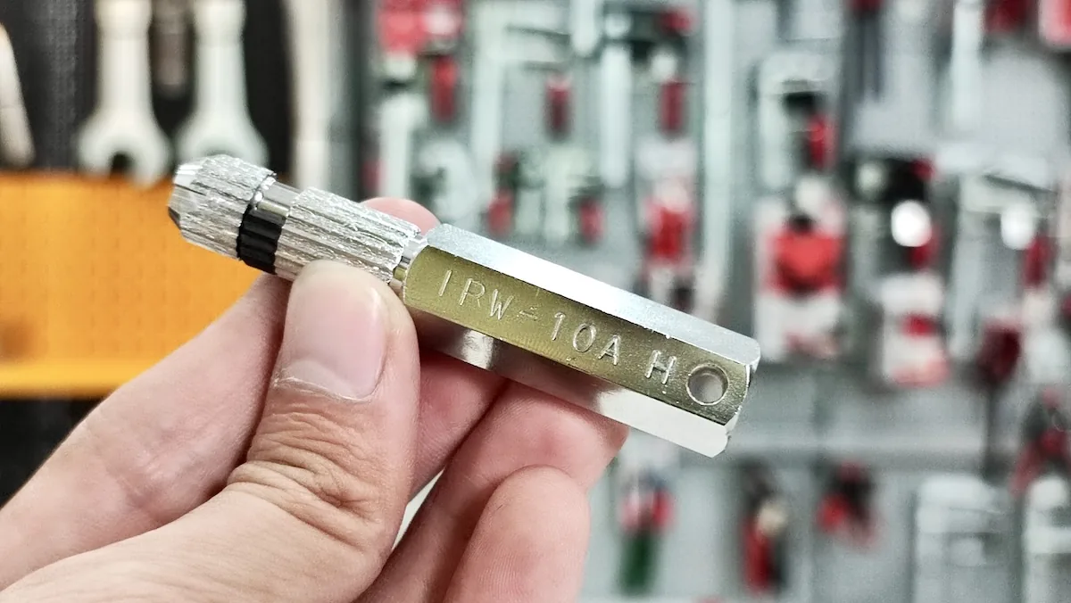 IPW 10   Dụng cụ lấy ống gãy 111503