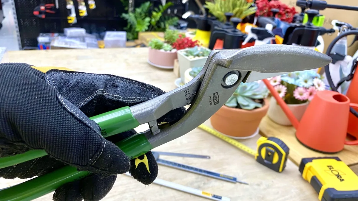 Keo cat ton mo seu buoc dai BESSEY D118 300L 3378