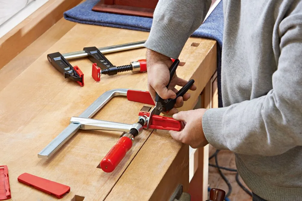 Má kẹp nhựa BESSEY SKS1020  (1)