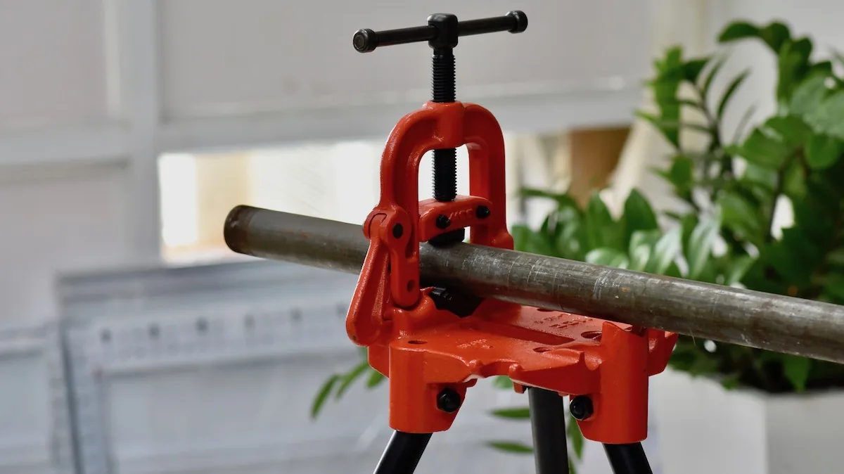 PCFB dao cat ong thep 1409