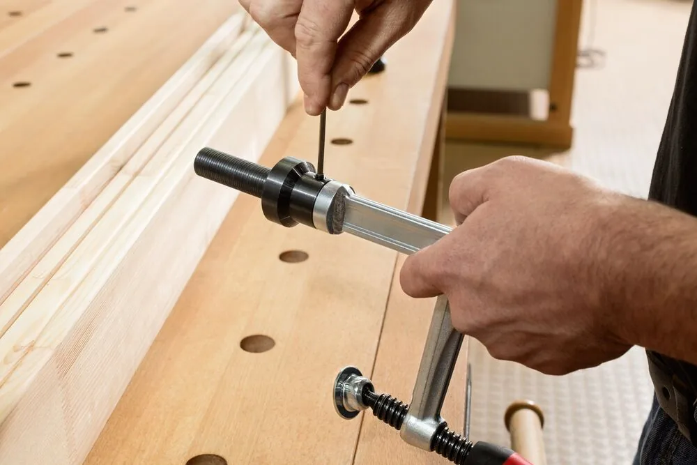 Phụ kiện chuyển đổi lỗ bàn thợ mộc BESSEY TW16AW  (4)