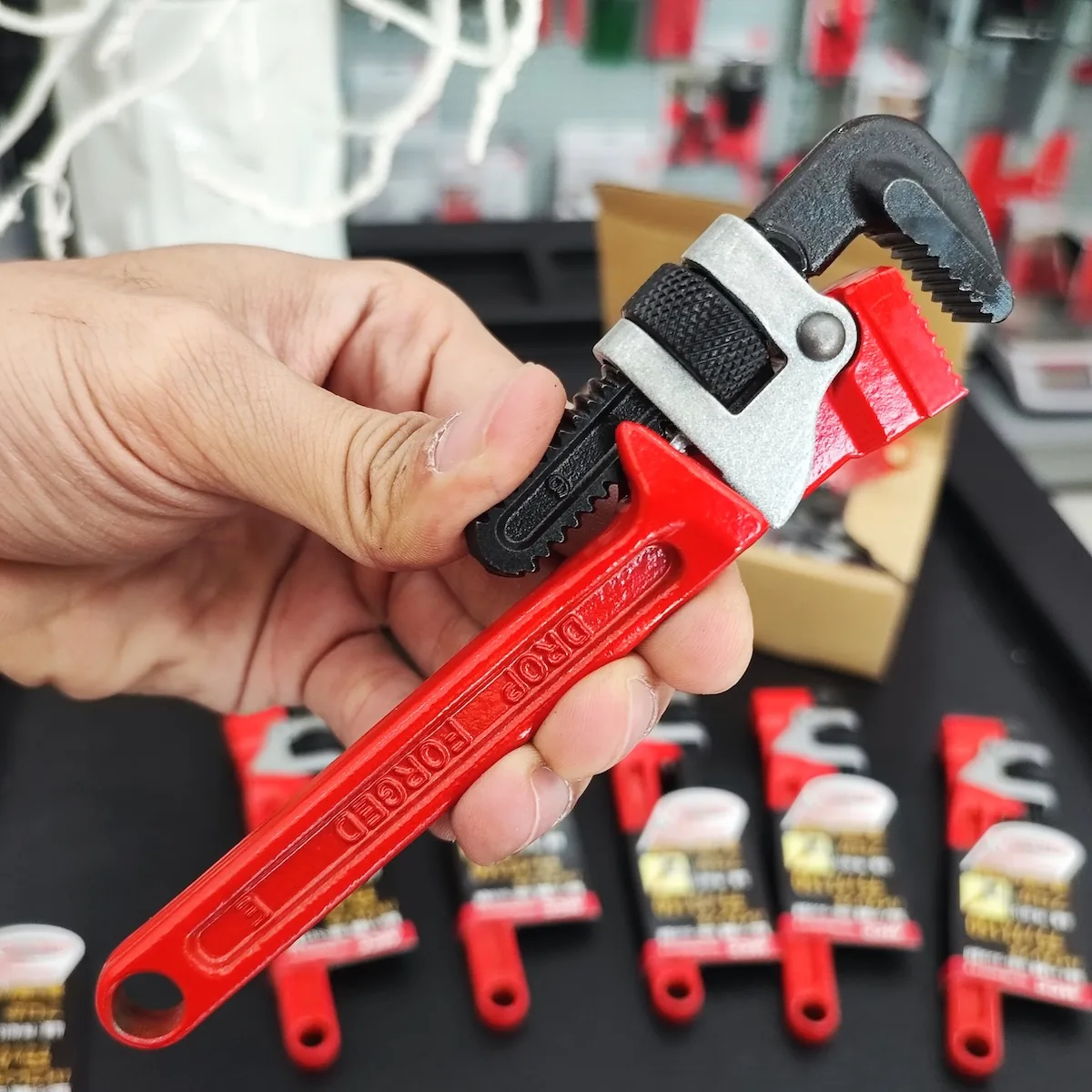 PW AD15   Mỏ lết răng heavy duty, cán bằng thép 095856