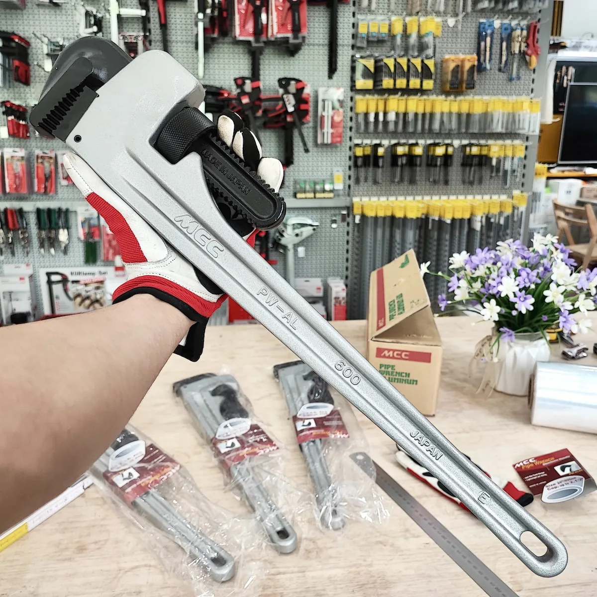 PW AL60 Mỏ lết răng cán nhôm size 24 inch 115446