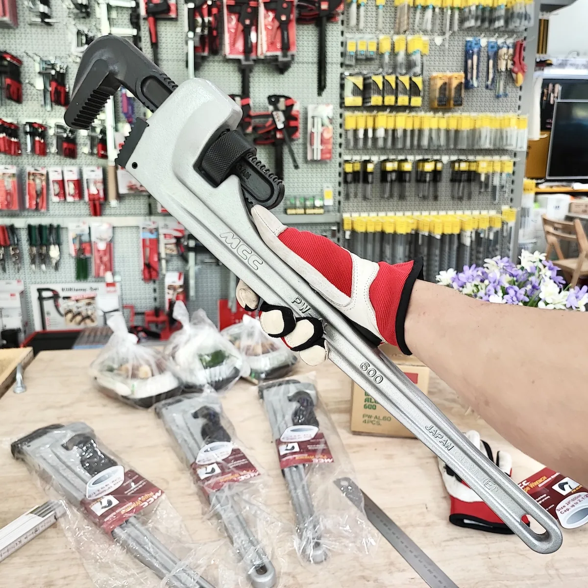 PW AL60 Mỏ lết răng cán nhôm size 24 inch 120455