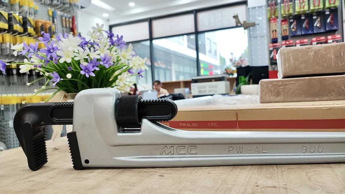 PW AL90   Mỏ lết răng cán nhôm 36 inch 153437