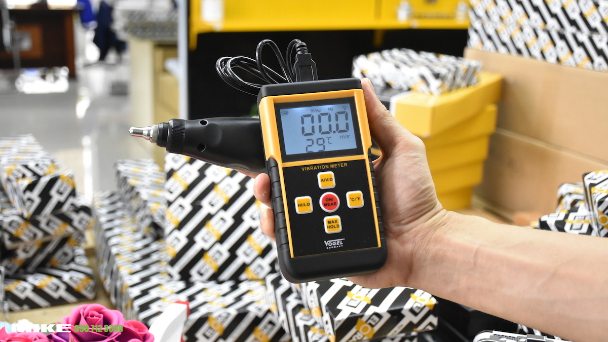 Máy đo rung động, gia tốc loại cầm tay Vogel Germany