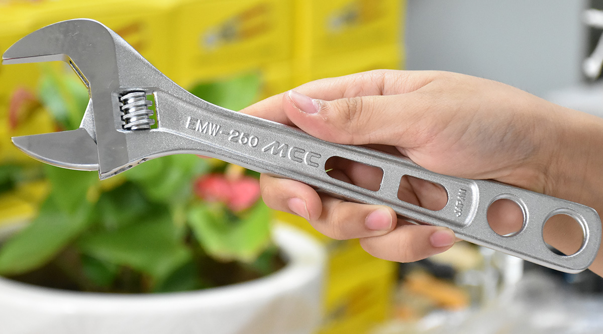 EMW Mỏ lết thông dụng MCC Japan