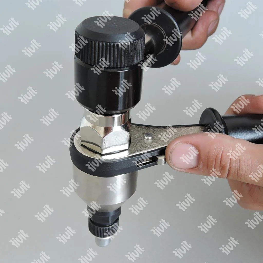 Kìm rút đai ốc tán cóc RIVIT RIV906, M5 đến M12 thumbnail 4