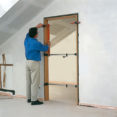 Sập đẩy BESSEY TMS, lắp đặt khung cửa đi lại 560-1010mm