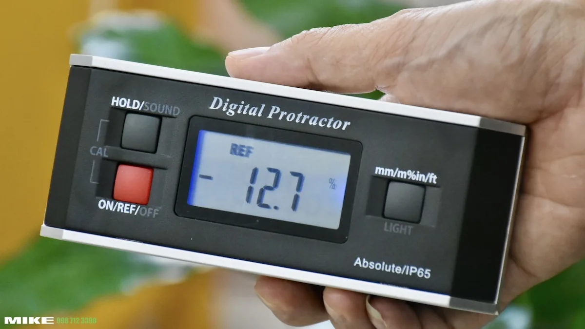 Thước đo góc nghiêng điện tử 4 góc vuông