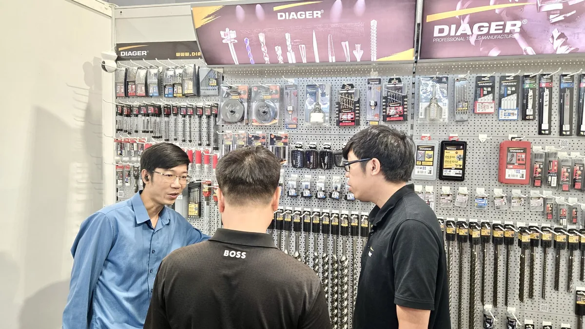 Khách thăm gian hàng của Diager — Triển lãm quốc tế VietBuild 2026 (ảnh 2/15)