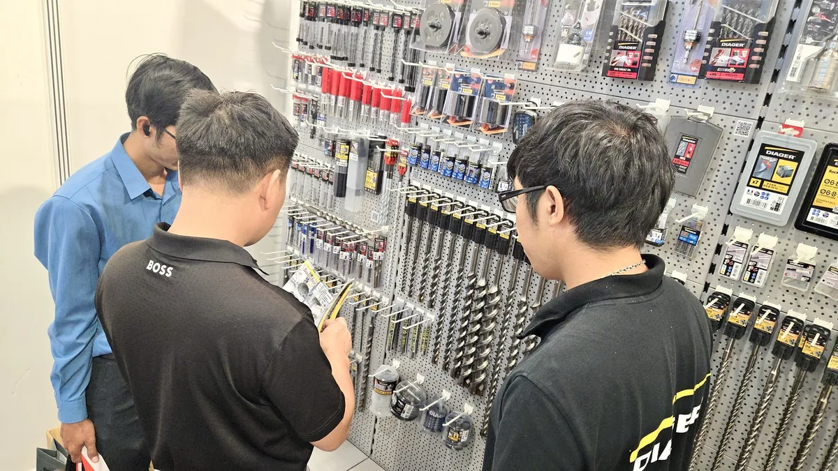 Khách thăm gian hàng của Diager — Triển lãm quốc tế VietBuild 2026 (ảnh 1/15)