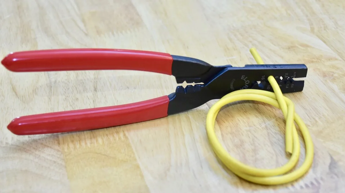 Giới thiệu về kìm bấm đầu cos Crimping plier trong xây lắp đường dây