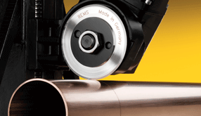 Lưỡi cắt của REMS bổ sung cho những yêu cầu đặc biệt của các loại vật liệu khác nhau. Đặc biệt, quá trình cứng hóa đặc biệt xác định độ bền của bánh xe cắt REMS.