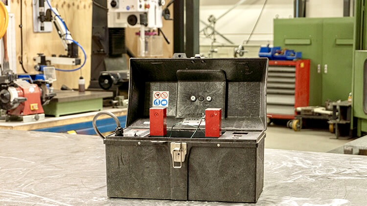 Sửa hay không sửa máy gia nhiệt vòng bi BETEX đã 27 năm?