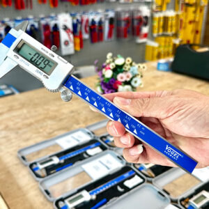 Thước kẹp điện tử Vogel Germany 202043-3 cho phép đặt zero linh hoạt, phục vụ đo so sánh và kiểm tra sai lệch kích thước.