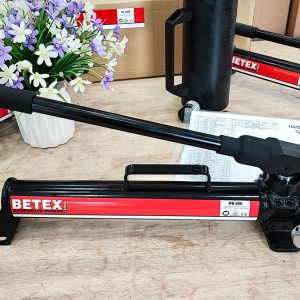 Bơm tay thủy lực BETEX PB phù hợp với các thiết bị sử dụng hệ thống một chiều, như xilanh và vam thủy lực.